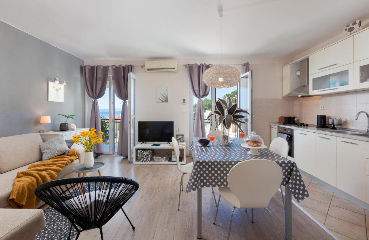 Sea View Ela Apartments Podgora Exterior photo